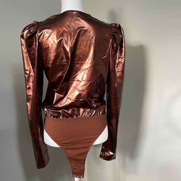 BRONZE PLUNGING NECKLINE GIGOT SLEEVE BODYSUIT - Picture 8 of 13